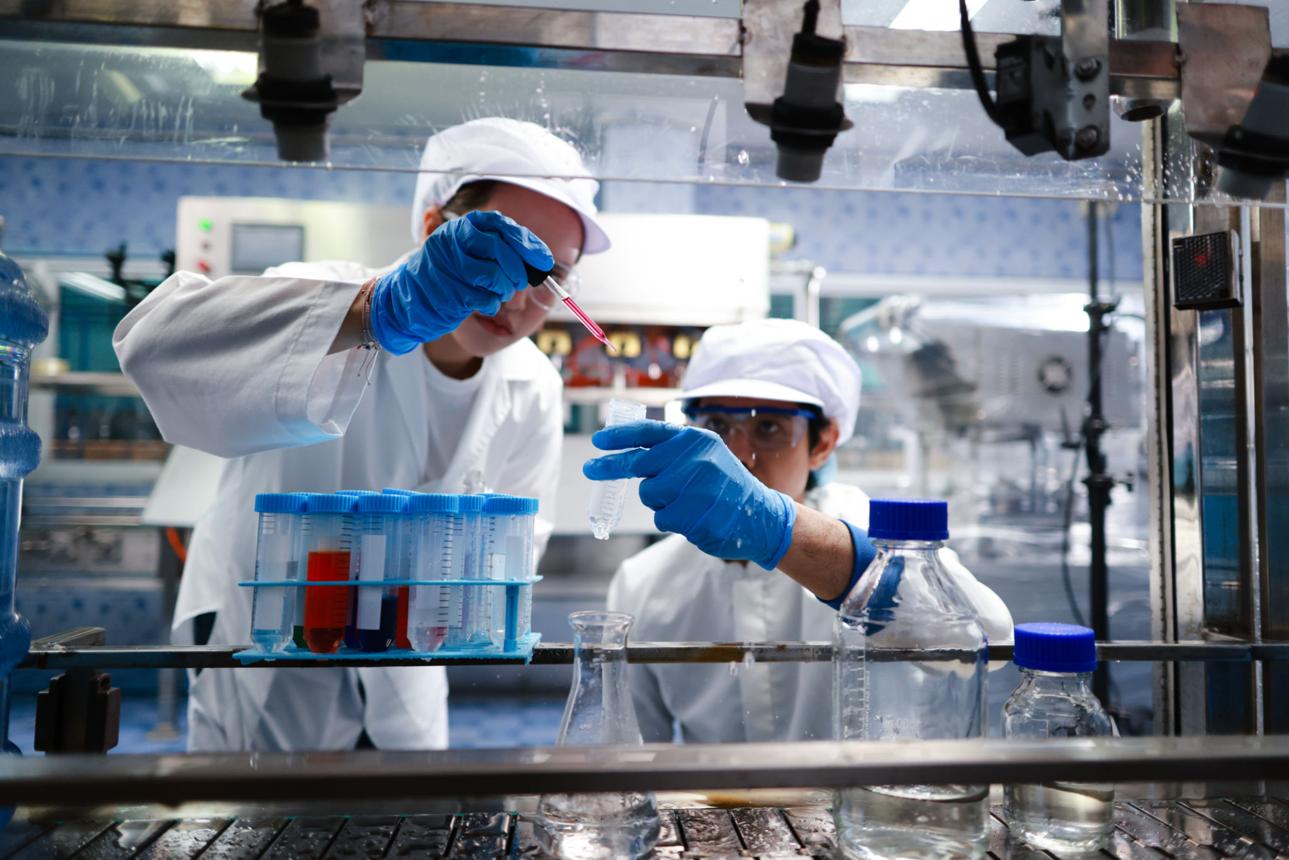 Analyse de l'eau en laboratoire - controle de la qualite de l'eau